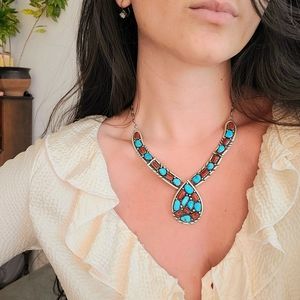 Vintage handmade turqouise & coral necklace